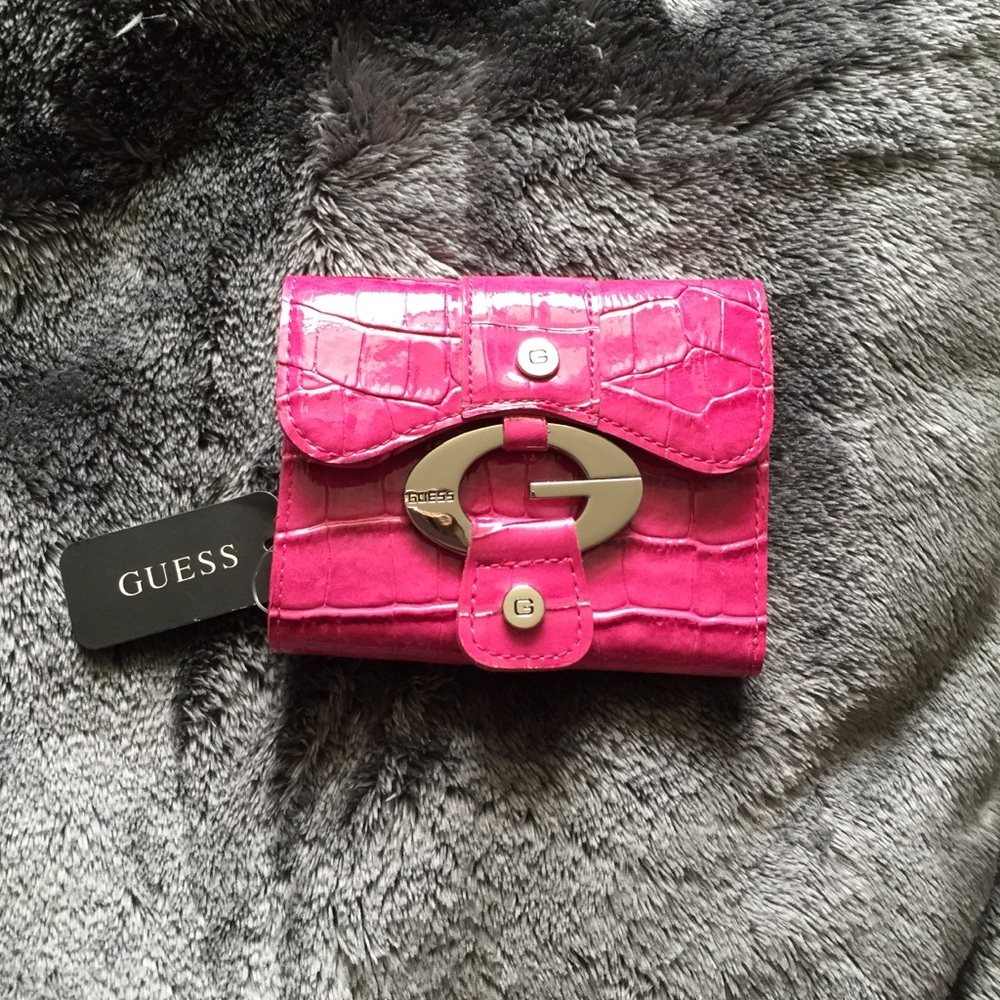 Guess | hot pink wallet